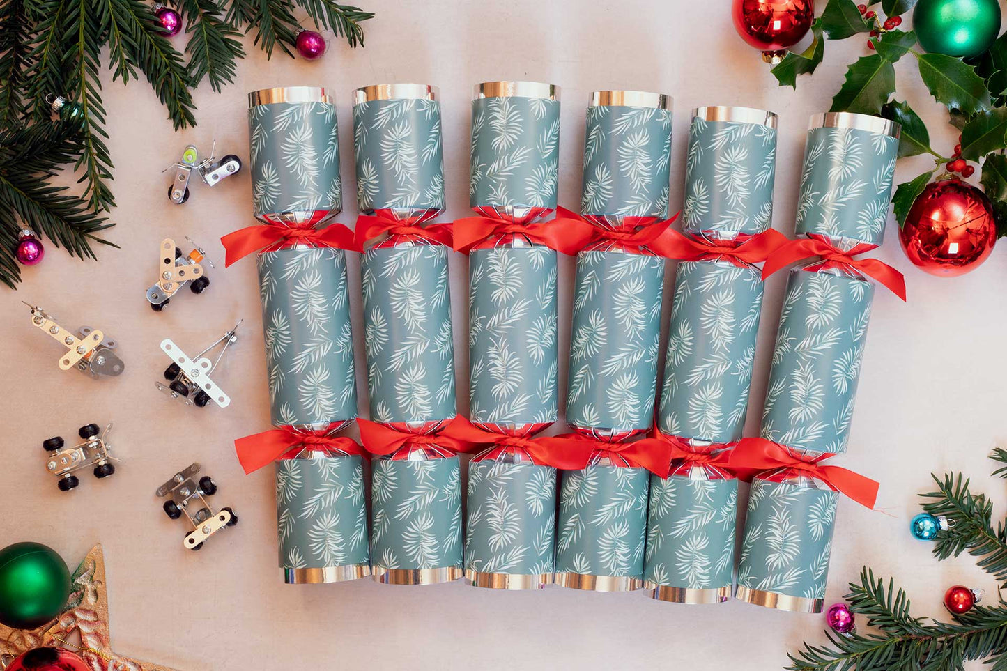 Metal Construction Christmas Crackers (6 x 13-inch Crackers)