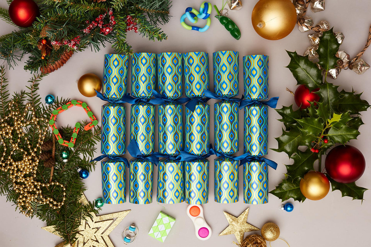 Fidget Christmas Crackers (6 x 12-inch Crackers)