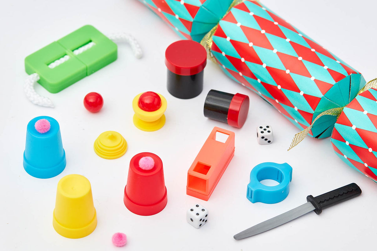 Magic Game Christmas Crackers (6 x 12inch Crackers) The Kuckoo Company